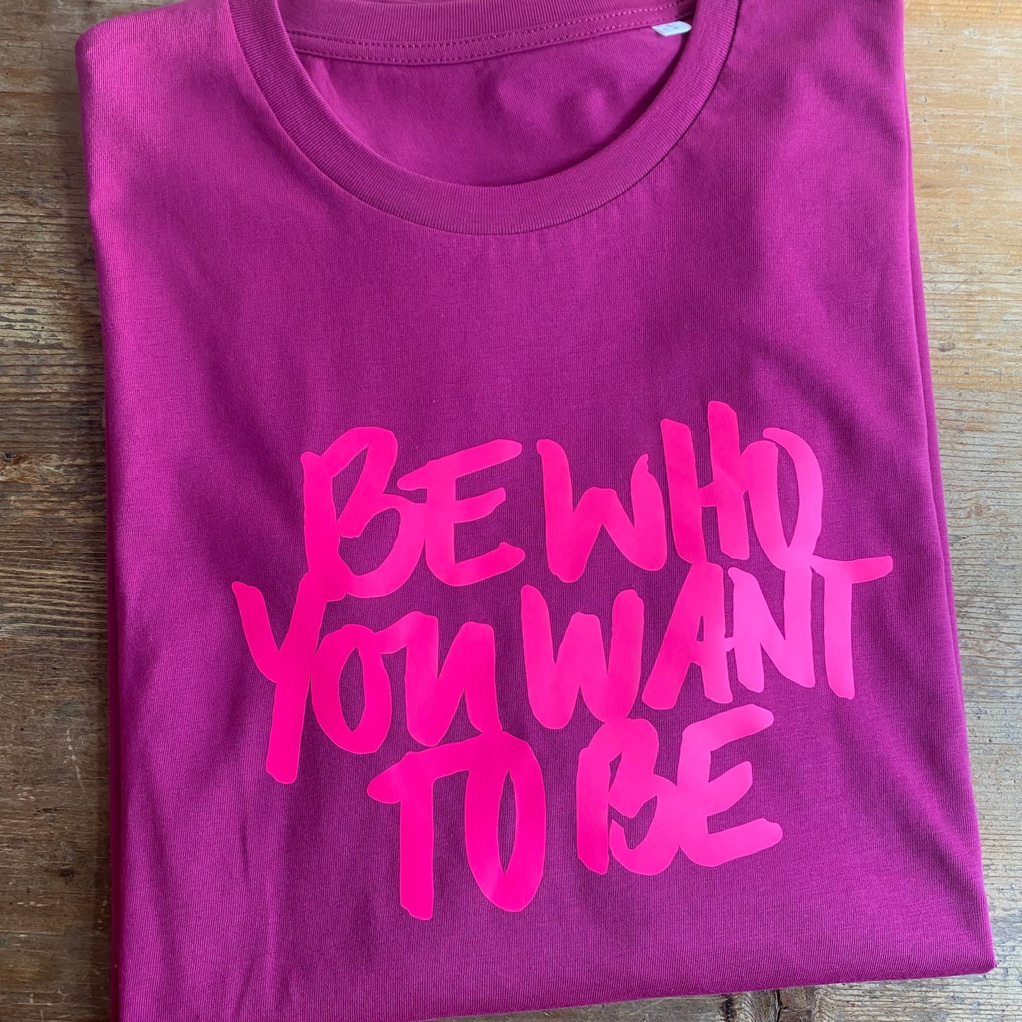 Kyute T-shirt "Be Who You Want To Be"